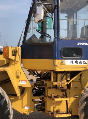 ขายรถตักล้อยาง KOMATSU WA150-1 นำเข้าเองจากญี่ปุ่น สภาพสวยพร้อมใช้ มีVDOการทำงานครับ
