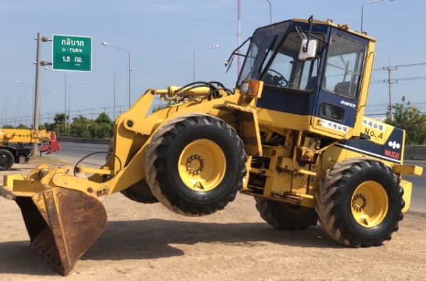 ขายรถตักล้อยาง KOMATSU WA150-1 นำเข้าเองจากญี่ปุ่น สภาพสวยพร้อมใช้ มีVDOการทำงานครับ