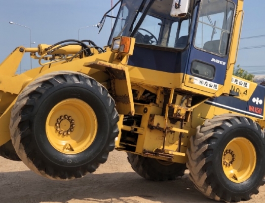 ขายรถตักล้อยาง KOMATSU WA150-1 นำเข้าเองจากญี่ปุ่น สภาพสวยพร้อมใช้ มีVDOการทำงานครับ