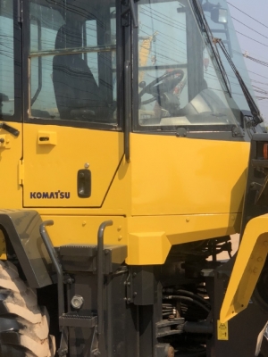 ขายรถตักล้อยาง KOMATSU WA150-6 ปี 2014 นำเข้าเองจากญี่ปุ่น สภาพสวยพร้อมใช้ มีVDOการทำงานครับ