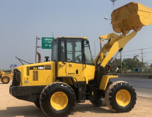 ขายรถตักล้อยาง KOMATSU WA150-6 ปี 2014 นำเข้าเองจากญี่ปุ่น สภาพสวยพร้อมใช้ มีVDOการทำงานครับ