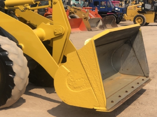 ขายรถตักล้อยาง KOMATSU WA150-6 ปี 2014 นำเข้าเองจากญี่ปุ่น สภาพสวยพร้อมใช้ มีVDOการทำงานครับ