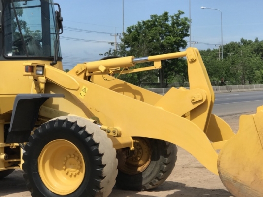 ขายรถตักล้อยาง KOMATSU WA200-3E แขนยาวพิเศษ รถนอกนำเข้าจากญี่ปุ่น สภาพสวยพร้อมใช้ มีVDOการทำงานครับ