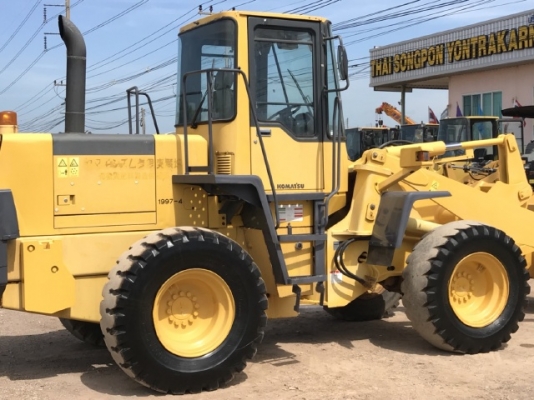 ขายรถตักล้อยาง KOMATSU WA200-3E แขนยาวพิเศษ รถนอกนำเข้าจากญี่ปุ่น สภาพสวยพร้อมใช้ มีVDOการทำงานครับ