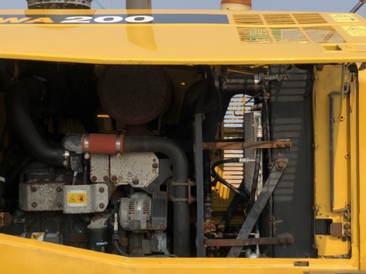 ขายรถตักล้อยาง KOMATSU WA200-6 ปี 2014 นำเข้าเองจากญี่ปุ่น สภาพสวยพร้อมใช้งาน มีVDOการทำงานครับ