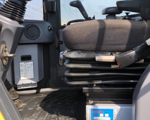 ขายรถตักล้อยาง KOMATSU WA270-6 ปี 2012 แขนยาวพิเศษ นำเข้าเองจากญี่ปุ่น มีVDOการทำงานครับ