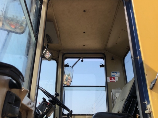 ขายรถตักล้อยาง KOMATSU WA300-1 นำเข้าเองจากญี่ปุ่น สภาพสวยพร้อมใช้ มีVDOการทำงานครับ