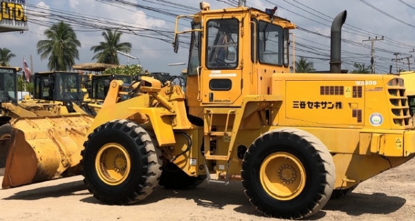 ขายรถตักล้อยาง KOMATSU WA300-3E นำเข้าเองจากญี่ปุ่น สภาพสวยพร้อมใช้งาน มีVDOการทำงานครับ