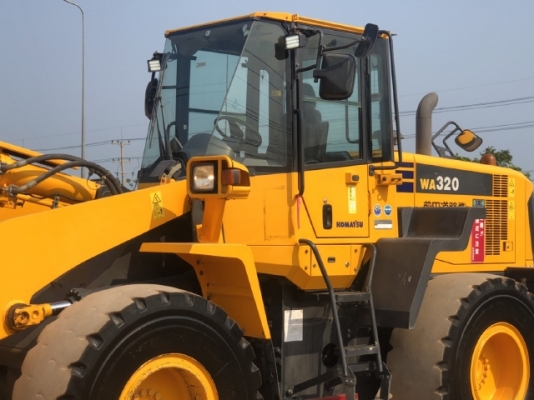 ขายรถตักล้อยาง KOMATSU WA320-6 ปี 2014 นำเข้าเองจากญี่ปุ่น สภาพสวยพร้อมใช้งาน มีVDOการทำงานครับ