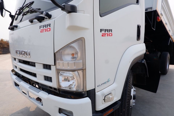 6 ล้อ ISUZU FRR 210 แรง กระบะดั้ม สามมิตร ปี 56 ไมล์ 170,000 สภาพพร้อมใช้ ยางดี สีหัวเดิม กระบะเก็บส