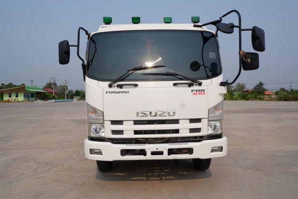 6 ล้อ ISUZU FRR 210 แรง กระบะดั้ม สามมิตร ปี 56 ไมล์ 170,000 สภาพพร้อมใช้ ยางดี สีหัวเดิม กระบะเก็บส
