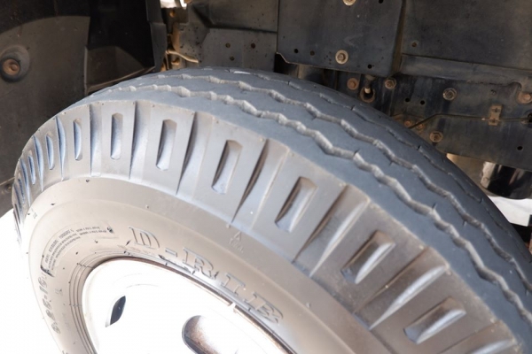 6 ล้อ ISUZU FRR 210 แรง กระบะดั้ม สามมิตร ปี 56 ไมล์ 170,000 สภาพพร้อมใช้ ยางดี สีหัวเดิม กระบะเก็บส