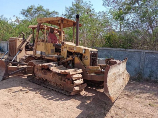 CAT D3C สไลใบมีดได้6ทิศทาง สภาพสวย CAT D3C สไลใบมีดได้6ทิศทาง สภาพสวย