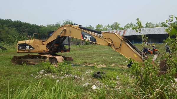 ขายตามสภาพ แบคโฮ CAT 320 V.2 ตัวเดินเสีย 1 ข้าง เครื่องเดิม ปั้มดี ไม่มีไฟฟ้า เอกสารใบซื้อขาย ราคาต่อรองได้ครับ ขายตามสภาพ แบคโฮ CAT 320 V.2 ตัวเดินเสีย 1 ข้าง เครื่องเดิม ปั้มดี ไม่มีไฟฟ้า เอกสารใบซื้อขาย ราคาต่อรองได้ครับ