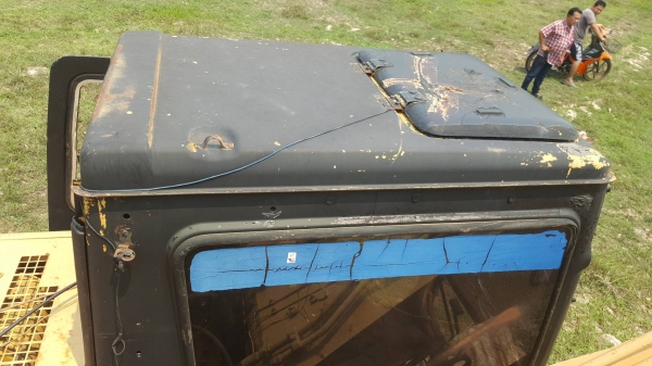 ขายตามสภาพ แบคโฮ CAT 320 V.2 ตัวเดินเสีย 1 ข้าง เครื่องเดิม ปั้มดี ไม่มีไฟฟ้า เอกสารใบซื้อขาย ราคาต่อรองได้ครับ ขายตามสภาพ แบคโฮ CAT 320 V.2 ตัวเดินเสีย 1 ข้าง เครื่องเดิม ปั้มดี ไม่มีไฟฟ้า เอกสารใบซื้อขาย ราคาต่อรองได้ครับ