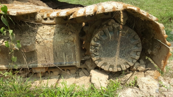 ขายตามสภาพ แบคโฮ CAT 320 V.2 ตัวเดินเสีย 1 ข้าง เครื่องเดิม ปั้มดี ไม่มีไฟฟ้า เอกสารใบซื้อขาย ราคาต่อรองได้ครับ ขายตามสภาพ แบคโฮ CAT 320 V.2 ตัวเดินเสีย 1 ข้าง เครื่องเดิม ปั้มดี ไม่มีไฟฟ้า เอกสารใบซื้อขาย ราคาต่อรองได้ครับ