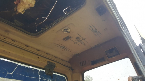 ขายตามสภาพ แบคโฮ CAT 320 V.2 ตัวเดินเสีย 1 ข้าง เครื่องเดิม ปั้มดี ไม่มีไฟฟ้า เอกสารใบซื้อขาย ราคาต่อรองได้ครับ ขายตามสภาพ แบคโฮ CAT 320 V.2 ตัวเดินเสีย 1 ข้าง เครื่องเดิม ปั้มดี ไม่มีไฟฟ้า เอกสารใบซื้อขาย ราคาต่อรองได้ครับ