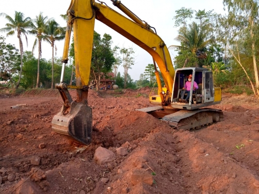 ขายแมคโคร SK200 Mark 2 ราคา300000