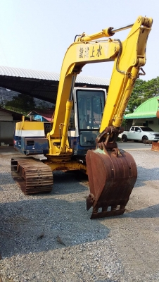 ต้องการขายรถขุดยี่ห้อkomatsu-pc60-6รถนอกนำเข้าจากญี่ปุ่น
