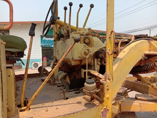 รถเกรดCAT สภาพใช้งานได้ สภาพสวย รถเกรดCAT สภาพใช้งานได้ สภาพสวย