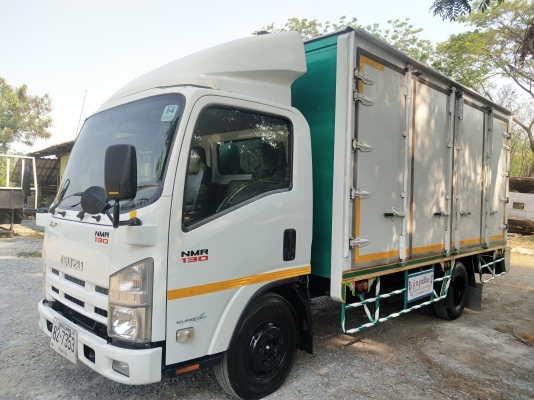 6ล้อตู้บรรทุก *EURO3* ISUZU NMR 130 แรงม้า ยาว 4.30 ม. ปี2555 รถห้างแท้ (มีเอกสารเล่มพร้อมโอน) รถสวย 6ล้อตู้บรรทุก *EURO3* ISUZU NMR 130 แรงม้า ยาว 4.30 ม. ปี2555 รถห้างแท้ (มีเอกสารเล่มพร้อมโอน) รถสวย