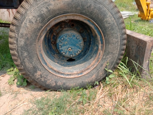 แบคโฮล้อยาง KOMATSU PC100-3 สภาพดี