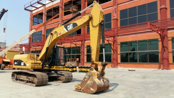 ขายรถขุดขนาด 20 ตัน CATERPILLAR,320D GC