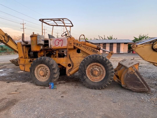 ขาย 159,000 รถตักล้อยาง 2 เพลา KOMATSU JH60 เครื่องดี เกียร์ดี สภาพจอด ติดทำงานได้ สนใจดูรถ ที่ จังห