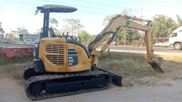 Komatsu PC40MR-2 โทร066-1241441