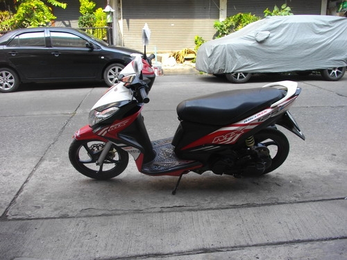 ขาย MIO 125i หัวฉีด ตัวท๊อป ล้อแม็ก สวยเข้ม เครื่องเดิมๆ ราคา 17500 บาท