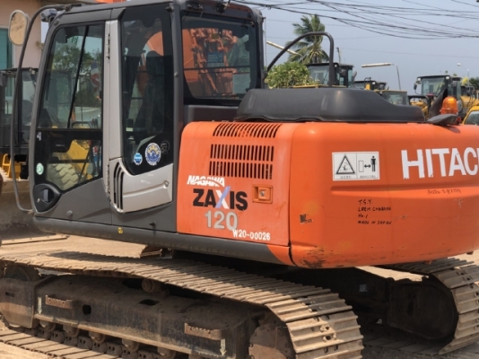 ขายรถขุด HITACHI ZX120-3 ปี 2009 มีลายหัวกระแทก นำเข้าเองจากญี่ปุ่น สภาพสวยพร้อมใช้งาน มีVDOการทำงาน