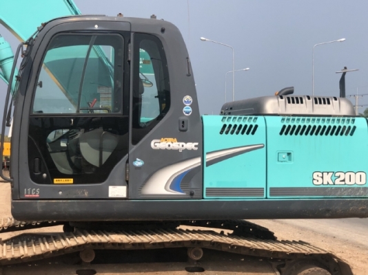 ขายรถขุด KOBELCO SK200 MARK 8 ปี 2009 นำเข้าเองจากญี่ปุ่น สภาพสวยพร้อมใช้งาน มีVDOการทำงานครับ