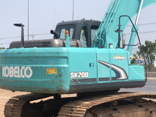 ขายรถขุด KOBELCO SK200 MARK 8 ปี 2009 นำเข้าเองจากญี่ปุ่น สภาพสวยพร้อมใช้งาน มีVDOการทำงานครับ