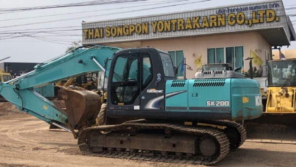 ขายรถขุด KOBELCO SK200 MARK 8 ปี 2009 นำเข้าเองจากญี่ปุ่น สภาพสวยพร้อมใช้งาน มีVDOการทำงานครับ