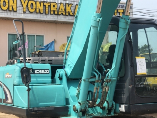 ขายรถขุด KOBELCO SK200 MARK 8 ปี 2009 นำเข้าเองจากญี่ปุ่น สภาพสวยพร้อมใช้งาน มีVDOการทำงานครับ
