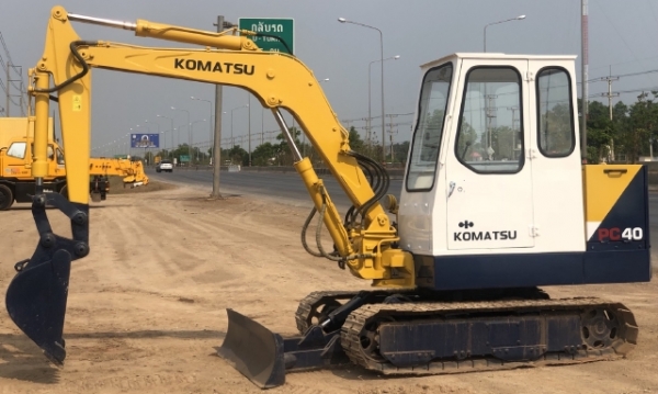 ขายรถขุด KOMATSU PC40 นำเข้าจากญี่ปุ่น สภาพสวยพร้อมใช้งาน มีVDOการทำงานครับ