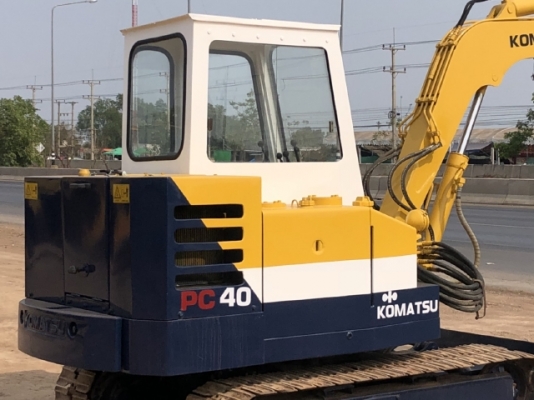 ขายรถขุด KOMATSU PC40 นำเข้าจากญี่ปุ่น สภาพสวยพร้อมใช้งาน มีVDOการทำงานครับ