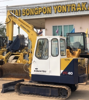 ขายรถขุด KOMATSU PC40 นำเข้าจากญี่ปุ่น สภาพสวยพร้อมใช้งาน มีVDOการทำงานครับ
