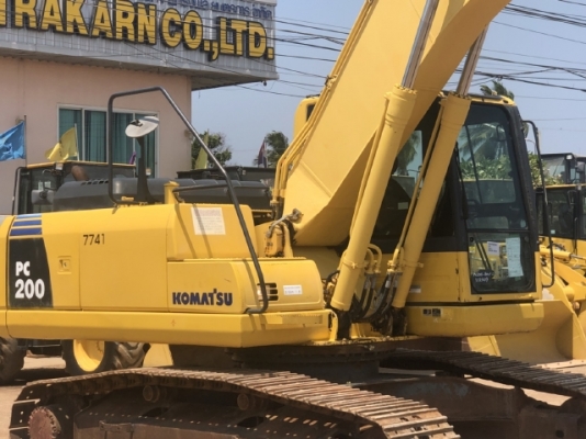ขายรถขุด KOMATSU PC200-8 นำเข้าเองจากญี่ปุ่น สภาพสวยพร้อมใช้งาน มีVDOการทำงานครับ