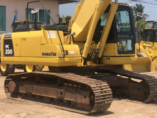 ขายรถขุด KOMATSU PC200-8 นำเข้าเองจากญี่ปุ่น สภาพสวยพร้อมใช้งาน มีVDOการทำงานครับ