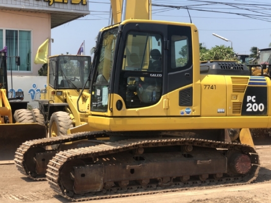 ขายรถขุด KOMATSU PC200-8 นำเข้าเองจากญี่ปุ่น สภาพสวยพร้อมใช้งาน มีVDOการทำงานครับ