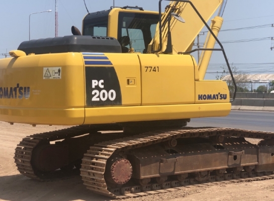 ขายรถขุด KOMATSU PC200-8 นำเข้าเองจากญี่ปุ่น สภาพสวยพร้อมใช้งาน มีVDOการทำงานครับ