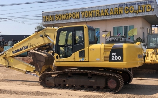 ขายรถขุด KOMATSU PC200-8 นำเข้าเองจากญี่ปุ่น สภาพสวยพร้อมใช้งาน มีVDOการทำงานครับ
