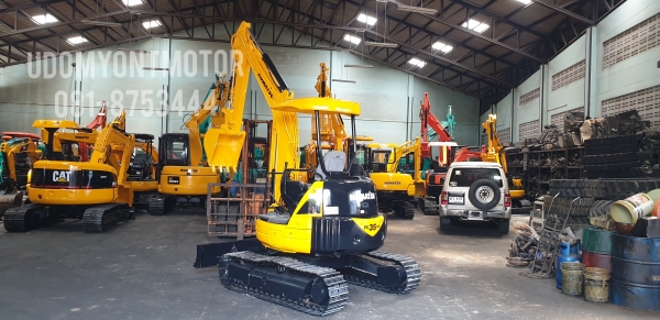 ขาย รถขุดขาย รถขุด KOMATSU รุ่น PC35MR-1- มือสองญี่ปุ่น แทรกเหล็ก สลัก บูทเอวแน่น 100\% สวยพร้อมใช้งาน มือถือ 0818753444 ขาย รถขุดขาย รถขุด KOMATSU รุ่น PC35MR-1- มือสองญี่ปุ่น แทรกเหล็ก สลัก บูทเอวแน่น 100\% สวยพร้อมใช้งาน มือถือ 0818753444