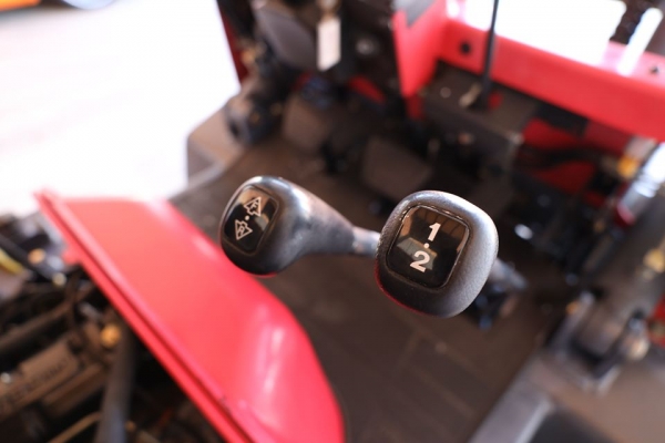 ขายถูกมาก Nissan PJ02 ยก2ตัน เสา3เมตร เครื่องเบนซิน ไม่เคยใช้งานในไทย ขายถูกมาก Nissan PJ02 ยก2ตัน เสา3เมตร เครื่องเบนซิน ไม่เคยใช้งานในไทย