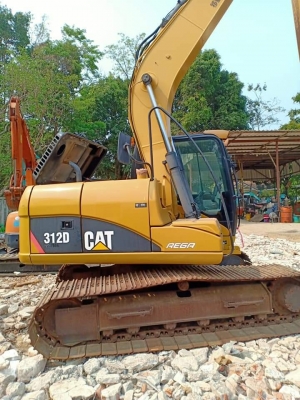 ขายCATERPILAR 312D เก่านอกแท้  เดิมๆๆแทรค70 สภาพสวย เครื่องปั๊มแห้งมากๆๆ  ใช้งานมาน้อย...ลองระบบกันได้ทุกวัน..โทร 089-3818694 จ๊อย