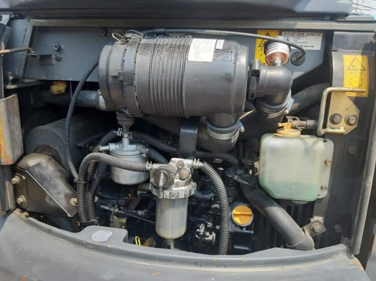 ขายKOBELCO SK035SR-3 เก่านอกแท้  เดิมๆๆ  สภาพสวย ใช้งานมาน้อย  พร้อมใช้  โทร 089-3818694จ๊อย