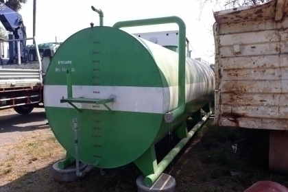 ถังน้ำมัน 15,000 ลิตร. สวยไม่ ราคาไม่แพง ราคา 75,000 บาท ติดต่อ 089-5367218. 081-4252943