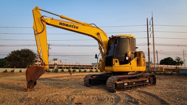 Komatsu PC128US-2El เก๋งเหลือง เก่านอก ใช้งาน 9000ช.ม เอกสารเล่มทะเบียน สวย เครื่องปั้มแรงพร้อมลงงาน
