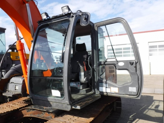 ขายรถแบคโฮ Hitachi ZX120-3 แทรคใหญ่ อาร์มพิเศษ โทร 081-8581834 แบงค์ เจ้าของขายเอง